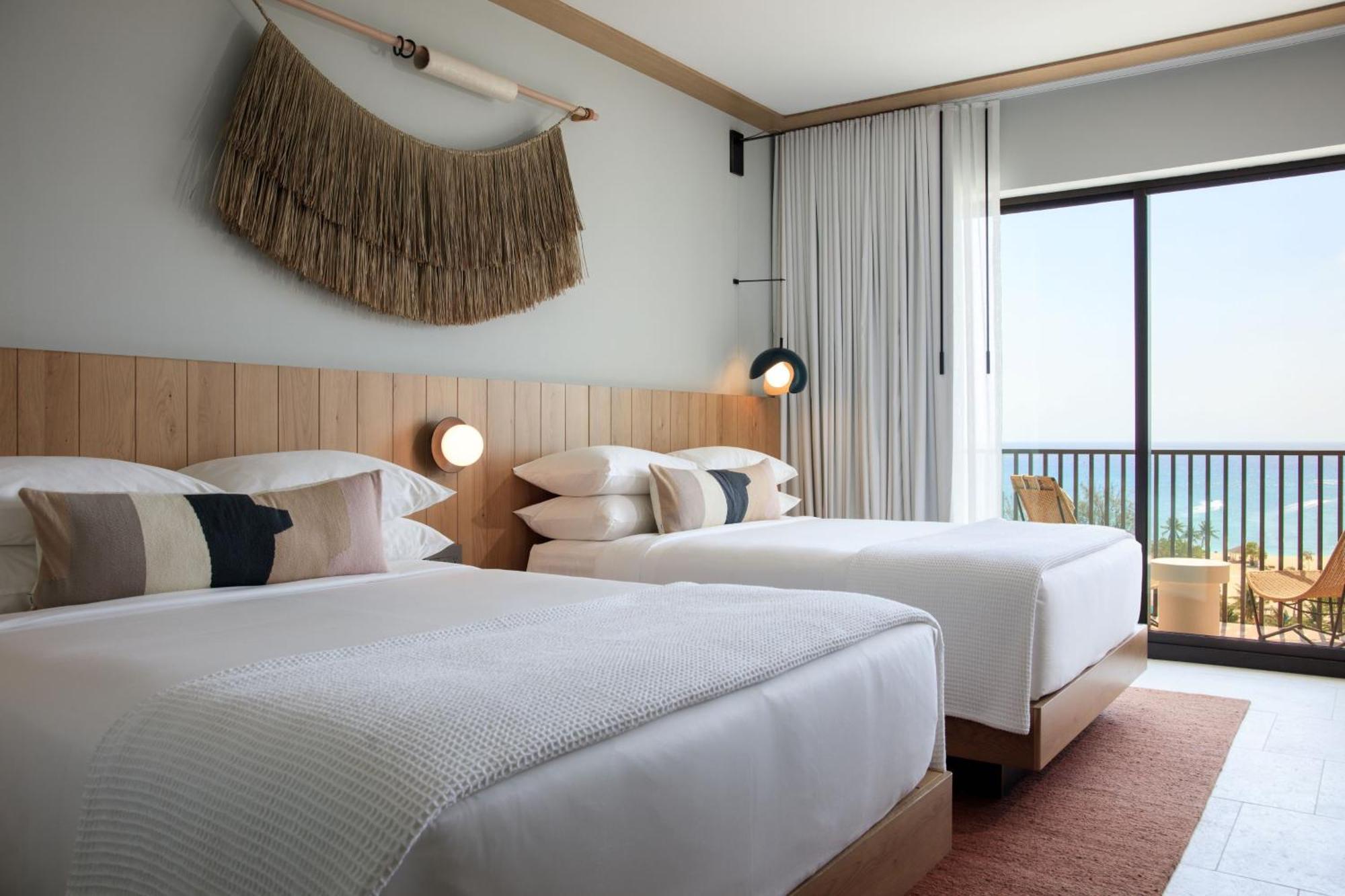 Hotel Indigo Grand Cayman By Ihg West Bay ภายนอก รูปภาพ
