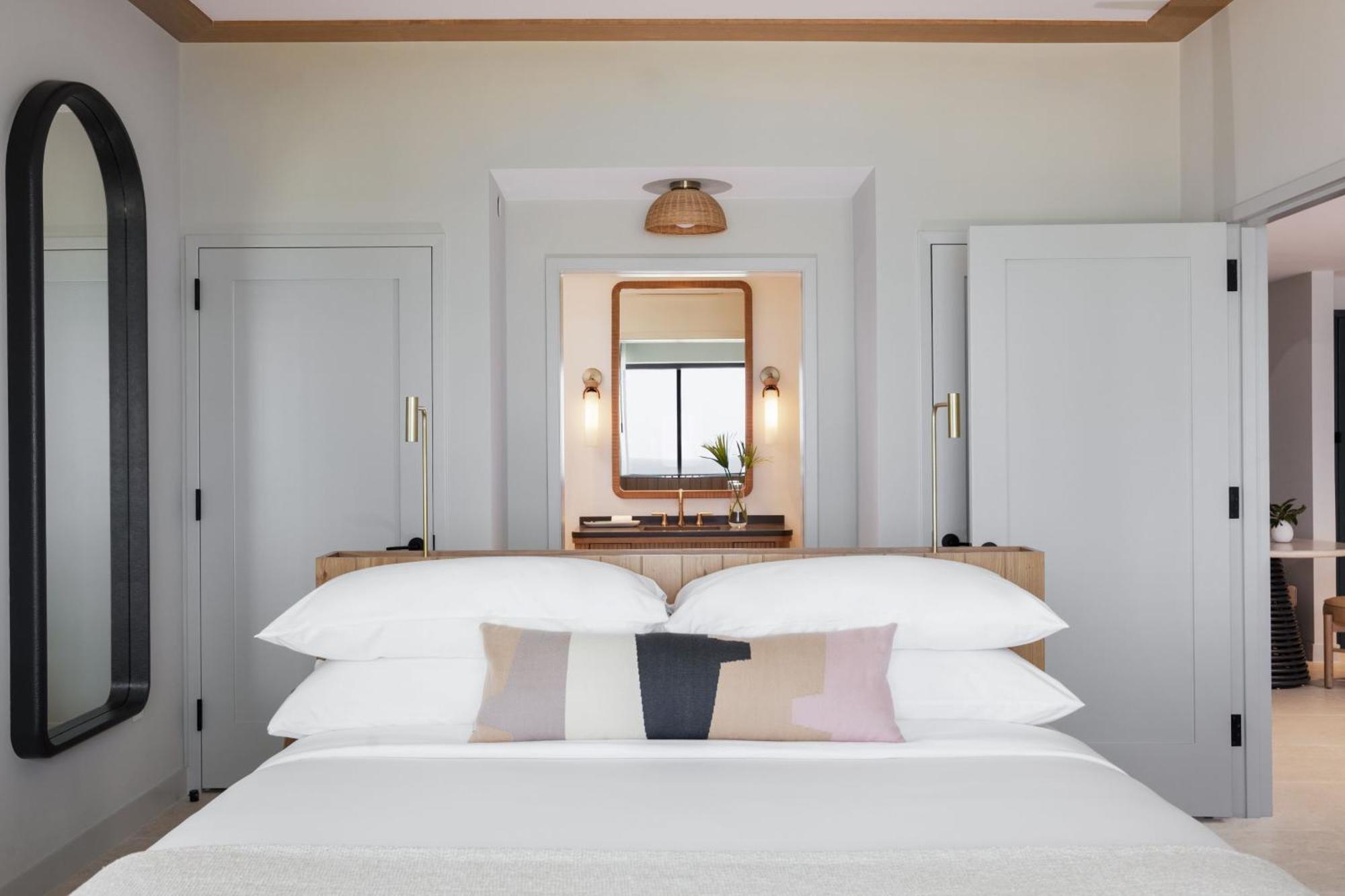 Hotel Indigo Grand Cayman By Ihg West Bay ภายนอก รูปภาพ